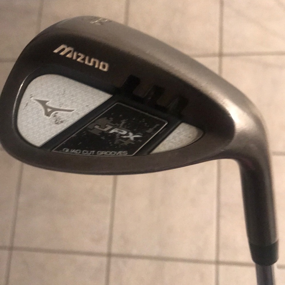 Mizuno 54 degree JPX golf wedge